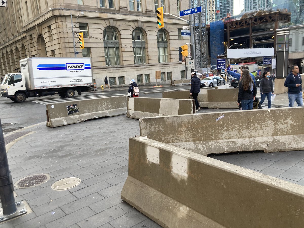 Gil Meslin tweet media