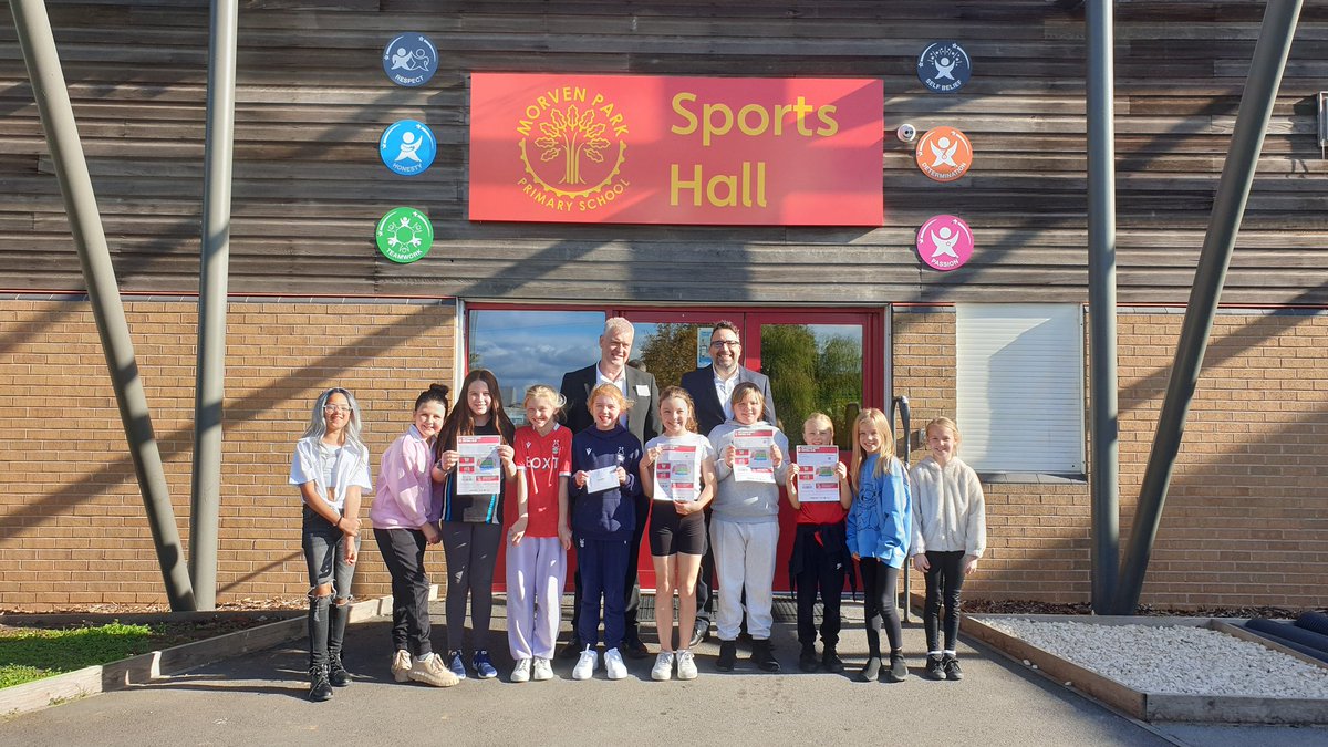 Massive thank you to James Rawson from @Make_Consulting, Lee Anderson(MP for Ashfield) and Sam Howlett for coming into school to present our girls football team with 4 x @NFFCWomen season cards and 4 x tickets for this weekends game v Derby County! #COYR @NFFC @Lionesses