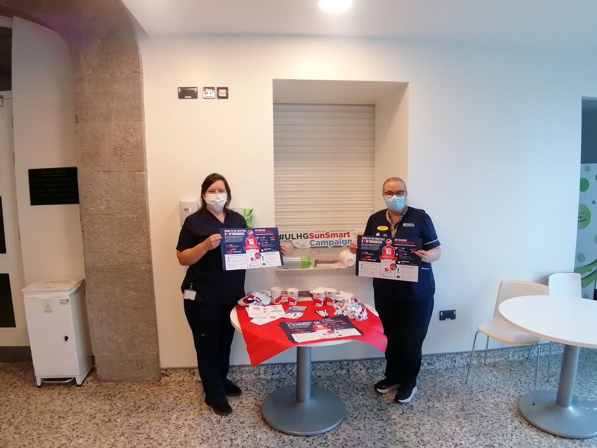 munsteralan's tweet photo. Great week in Croom Hospital. 101 staff received their flu vaccine. We held world thrombectomy day and it ended with a visit from Gearoid Hegarty and Liam McCarthy... @ULHospitals @hseie @bmmurphy08 @LauraRy03289031 @CorkeryMajella @michellec1982jd https://t.co/CR0DC9Z5Is