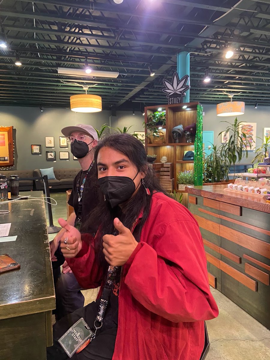 Treehouse_SC's tweet image. Jeepers Creepers! 👻 Our THCA (Treehouse Happy Customer Appreciation day) is coming up!! Come to Treehouse to feel all of the love 😉 🍃 🍁 💰
...
¡Demonios! 👻 ¡Se acerca el día de agradecimiento al cliente de Treehouse! Visita nuestra tienda para sentir todo el amor 😉 🍃  💰