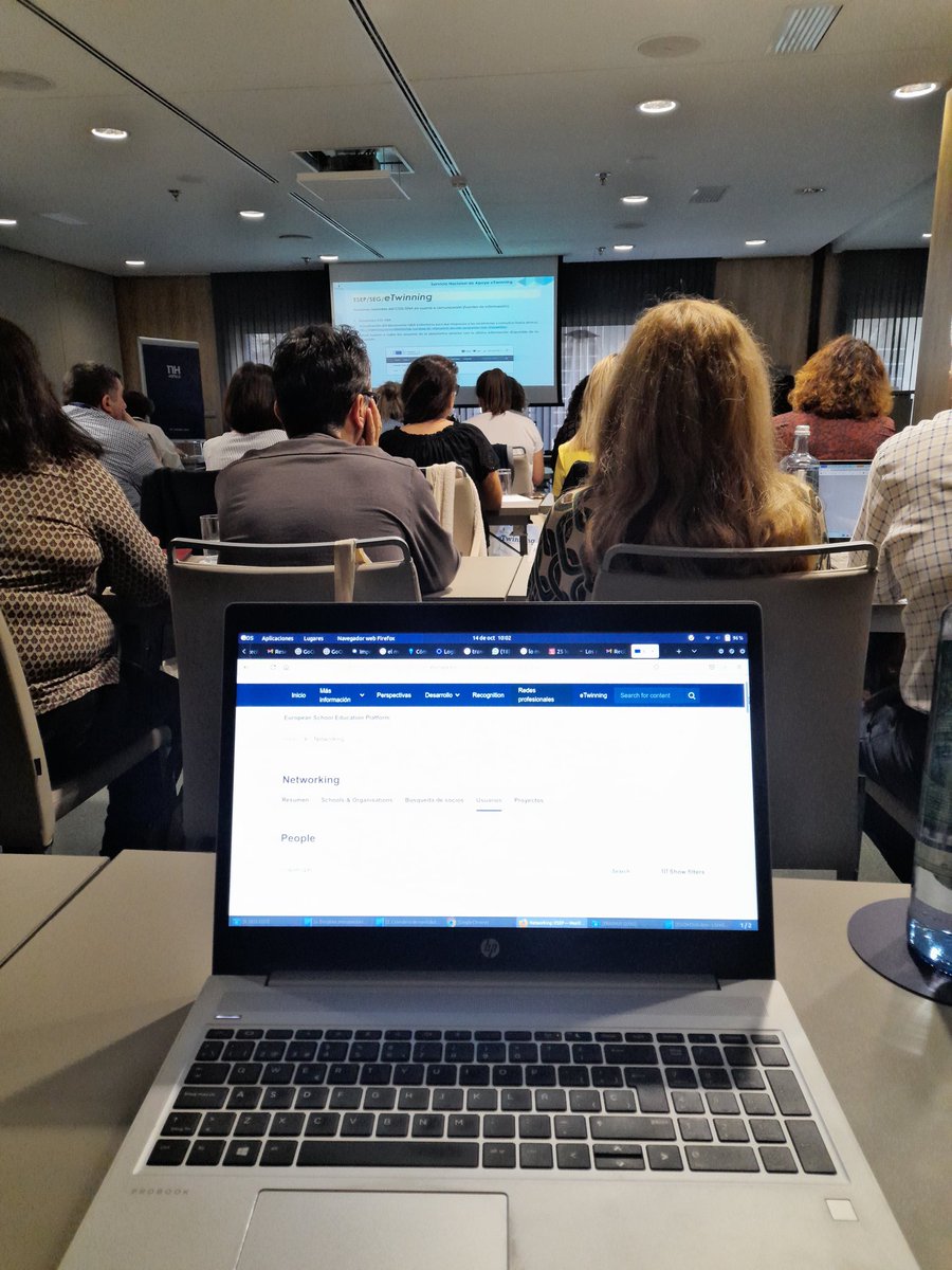 Miri_Justdoit's tweet photo. Encuentro cargado de aprendizajes, información, nuevos retos y mucha ilusión.

 #eTembajada9
#DigComp
#DigCompOrg
#DigComEdu
@eTwinning_es
#eTwinning https://t.co/Aq5Eqi3TrS