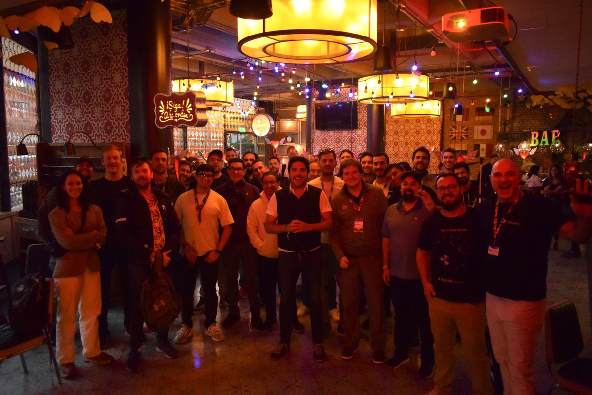 SenseiNode's tweet photo. En el contexto de @EFDevcon #DevConBogota presentamos ayer SenseiStake: nuestra plataforma de staking non custodial con validadores de ETH 2.0 distribuidos en América Latina. 🌎✨

@pablolarguia @nachoroizman @Forkland93 @jesus_chitty @rbenzaquen https://t.co/zA0VCPde06