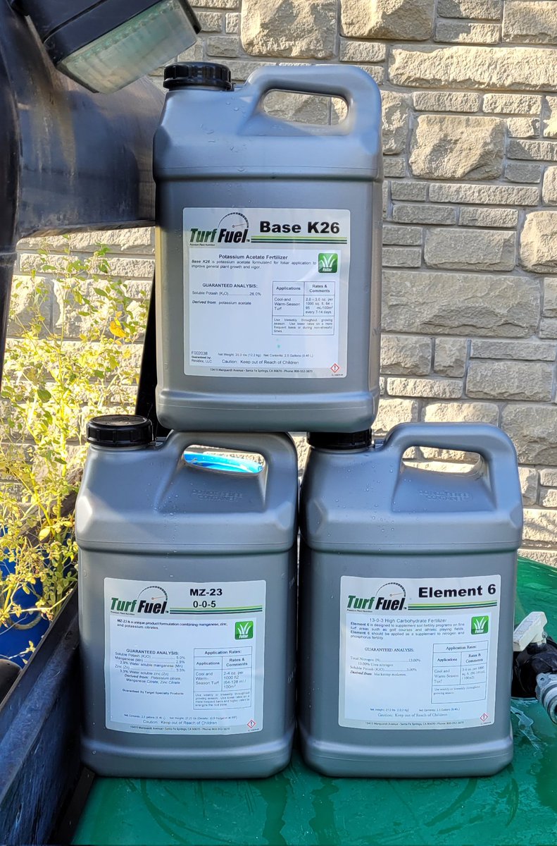 Turfgeneral's tweet photo. Getting ready for winter with @TurfFuel @TargetSpecCanE Won't be long now. #happyturf https://t.co/r4SPqyYltb