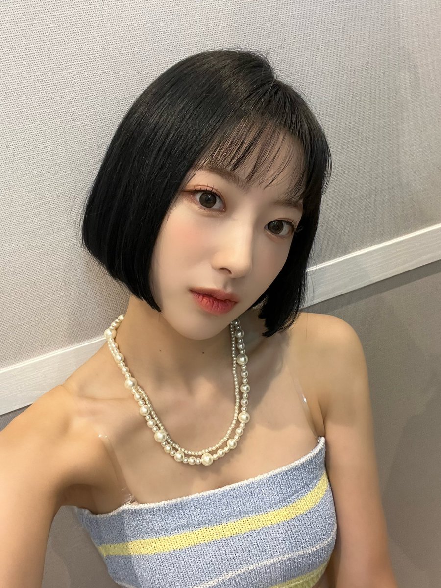 H1KEY_official's tweet photo. 오늘부터 씅틸다 할게 🪴🕶️❤️🫠
#마틸다 아니고 #씅틸다

#H1KEY #하이키
#RIINA #리이나 #GORUN https://t.co/sHZUfPPE6y