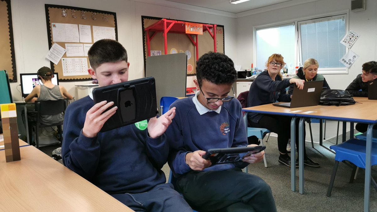 woodbeech2's tweet photo. @woodbeech really enjoyed the Wales quiz as part of Diwrnod Shwmae #shwmaesiumae22 @CardiffWestern @WoodlandsHS https://t.co/KsMKljfx4c