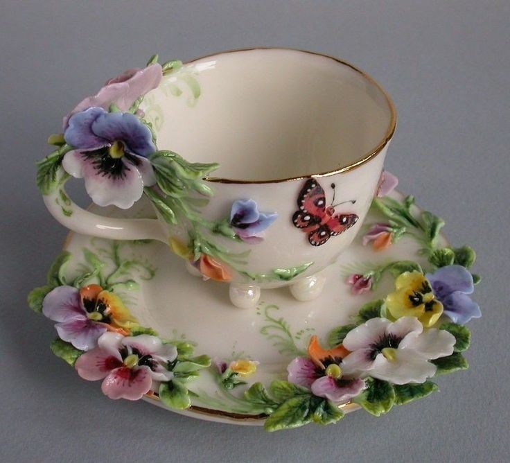 softdeIicacy's tweet photo. fairy cup sets. https://t.co/GhRiUfwHd5
