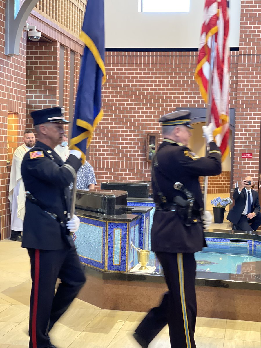 stwencschool's tweet photo. So honored to have the “Blue Mass” at St Wenceslaus this year to honor all of our police officers and firefighters. Thanks for all you do for the community!! https://t.co/I2QdZWPDMZ