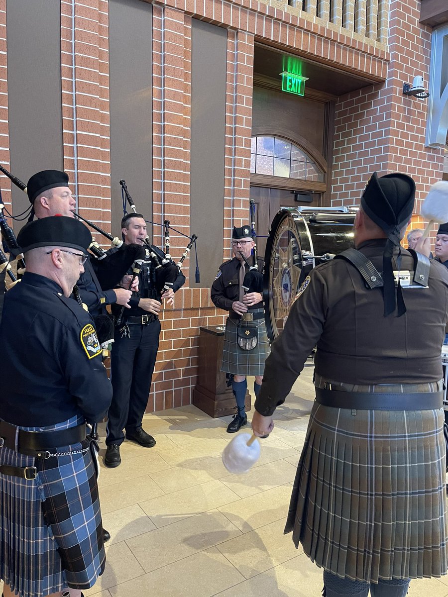 stwencschool's tweet photo. So honored to have the “Blue Mass” at St Wenceslaus this year to honor all of our police officers and firefighters. Thanks for all you do for the community!! https://t.co/I2QdZWPDMZ