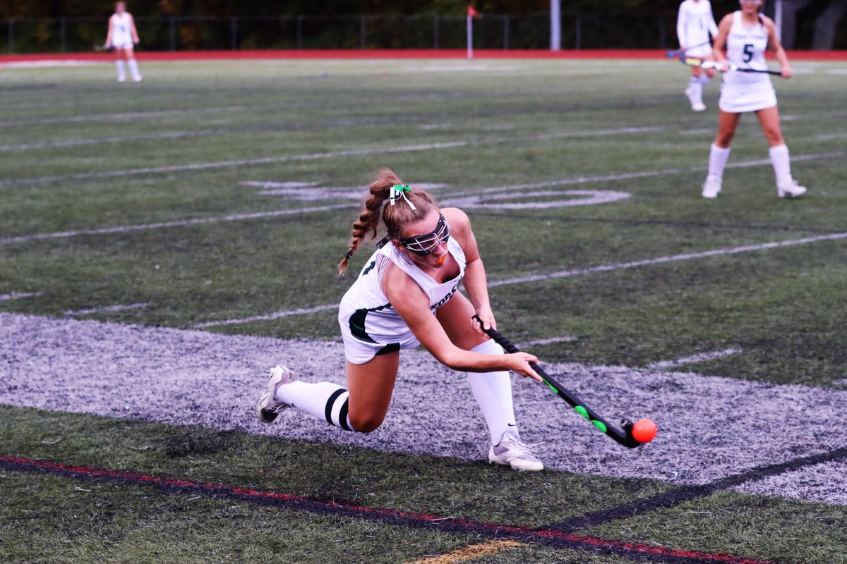 YorktownCSD's tweet photo. Great effort by our varsity field hockey team last night! https://t.co/nexmTQ1QU8