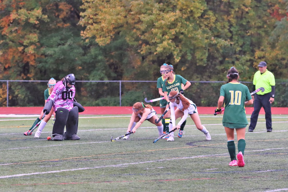 YorktownCSD's tweet photo. Great effort by our varsity field hockey team last night! https://t.co/nexmTQ1QU8