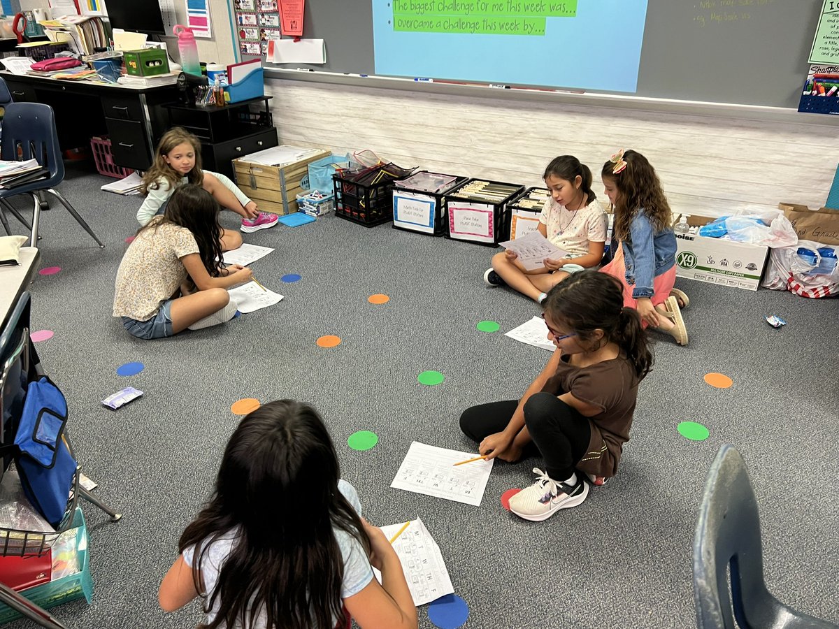 3rdFpe's tweet photo. Third graders meeting with their reflection partners to share how they are doing with their math goals! https://t.co/LOTnqbmGre