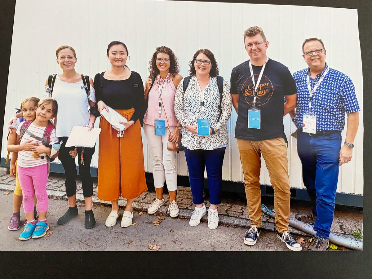 MicroBunologist's tweet photo. Over the past 5 years, I met some of the greatest people &amp; I feel lucky to call them my friends. Thanks @AndreaKoerdt  for always encouraging me. Thank you to everyone @BAMResearch for accepting this Canadian as your colleague with immense support. Excited to see you in 🇳🇴. https://t.co/oPPW2jXRjF