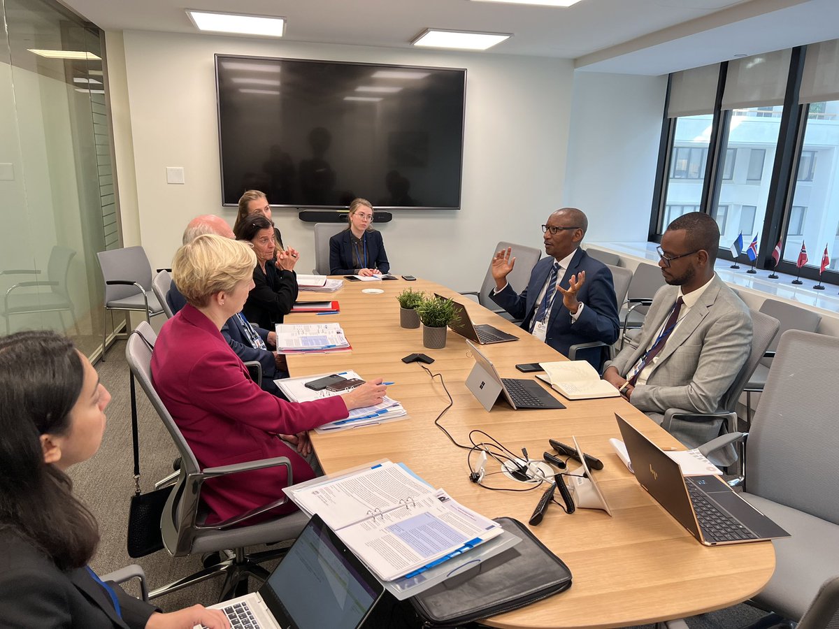 On the sidelines of the #IMFMeetings, Governor <a href="/rwangombwajRW/">Rwangombwa John</a> and Governor Stefan Ingves of the <a href="/riksbanken/">Sveriges riksbank</a> had a catch up meeting to discuss the progress of the partnership between <a href="/riksbanken/">Sveriges riksbank</a> and <a href="/CentralBankRw/">Central Bank of Rwanda</a>.