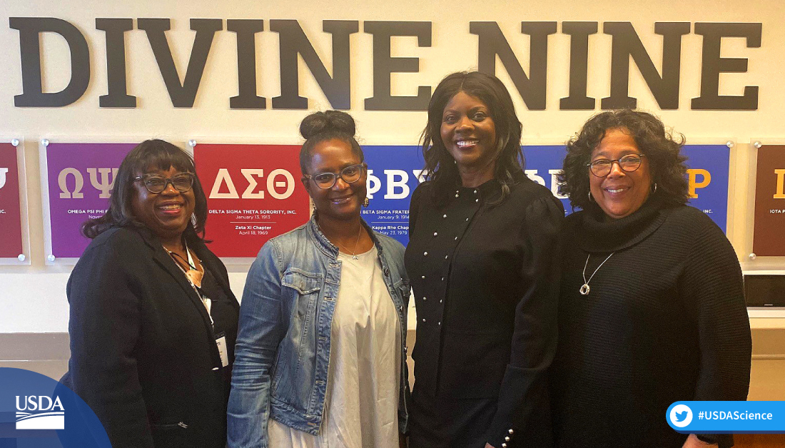 USDAScience's tweet photo. Members of the Divine 9 (Drs. Smith, Hairston Green, Jacobs-Young, Board) came together at @UWMadison during a roundtable on USDA - LGU Extension partnerships in New Beginnings for Tribal Students, @CYFAR, FRTEP, and other partnerships
#CYFAR | #USDAScience https://t.co/XwODoWgnUz