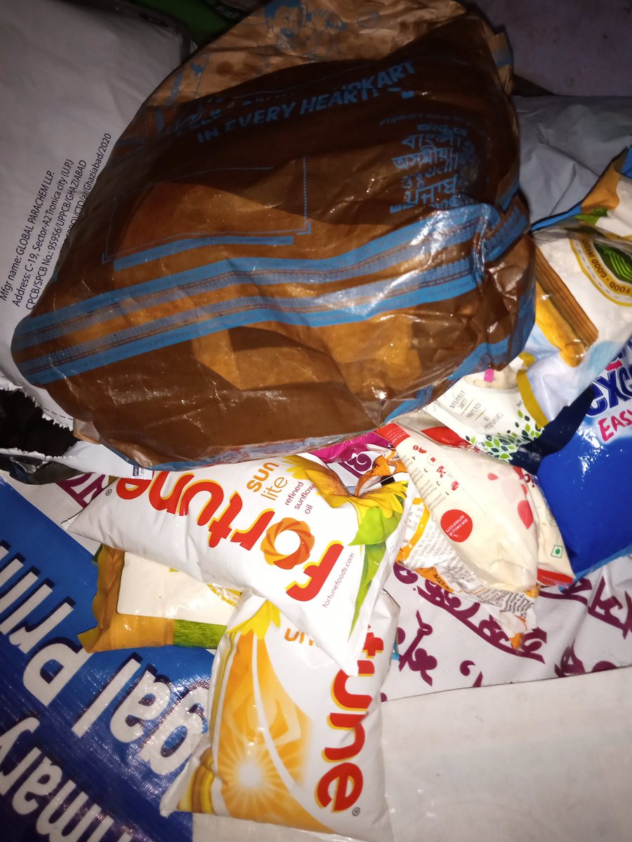 Saibaljana's tweet photo. Very Disappointed by #FlipkartBigBillionDays #Flipkart 
Brocken Product Receive
@Flipkart @FlipkartStories 
26th September 2022 order
Payment complete.
Order Recive 14th October 2022
Almost 18 Day's
Very long long time.
I trust always #Flipkart 
Thanks. https://t.co/g7negAt4uN