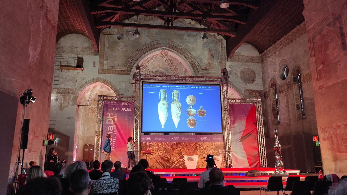 RobertoRDT's tweet photo. Archaeologists working with ROVs and Digital technologies to explore undersea sites, amazing stuff! #maratonadh #digitalhumanities https://t.co/2Kn6ZsWRML