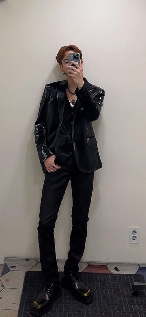Vio_Utau's tweet photo. @xdinhirs Лисенок. Лис....
#XdinaryHeroes #XH #엑스디너리히어로즈 #TESTME #streamtestme https://t.co/zKYrCh5oh2