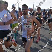 jaudelgado's tweet photo. #NuevaFotoDePerfil #BudapestMarathon https://t.co/sNWf0uo0wm
