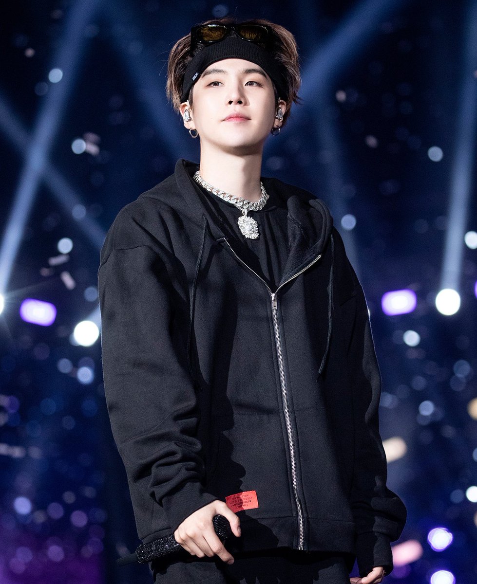 92fuzzy92's tweet photo. I'm voting for BTS @BTS_twt  for FAVORITE POP DUO OR GROUP at the #AMAs 
Min Yoongi https://t.co/G3XTXiJnls
