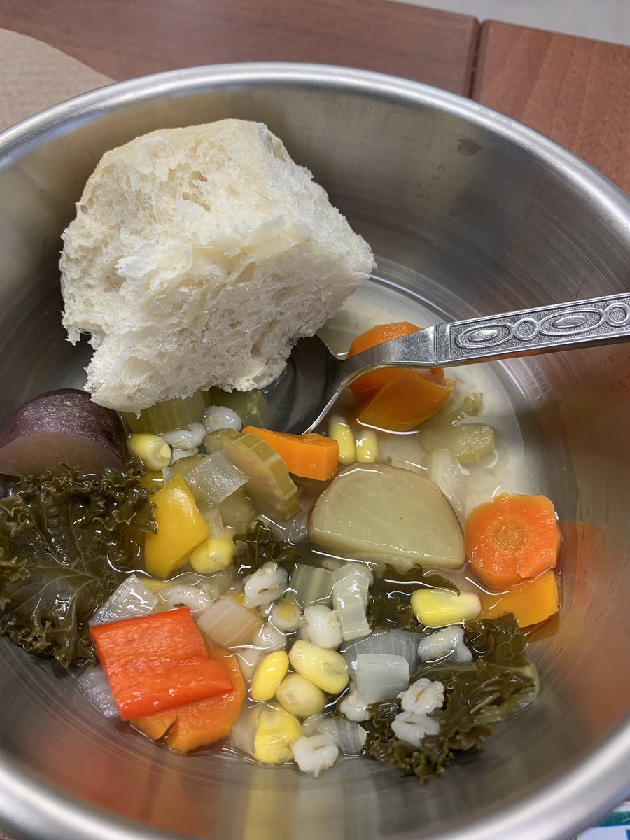 What a wonderful harvest and classroom community building day in kindergarten!  Soup made in class from veggies and homemade buns by one of our parents.  #RCDSB #mafamilledecole #ourschoolfamily #kinderlove