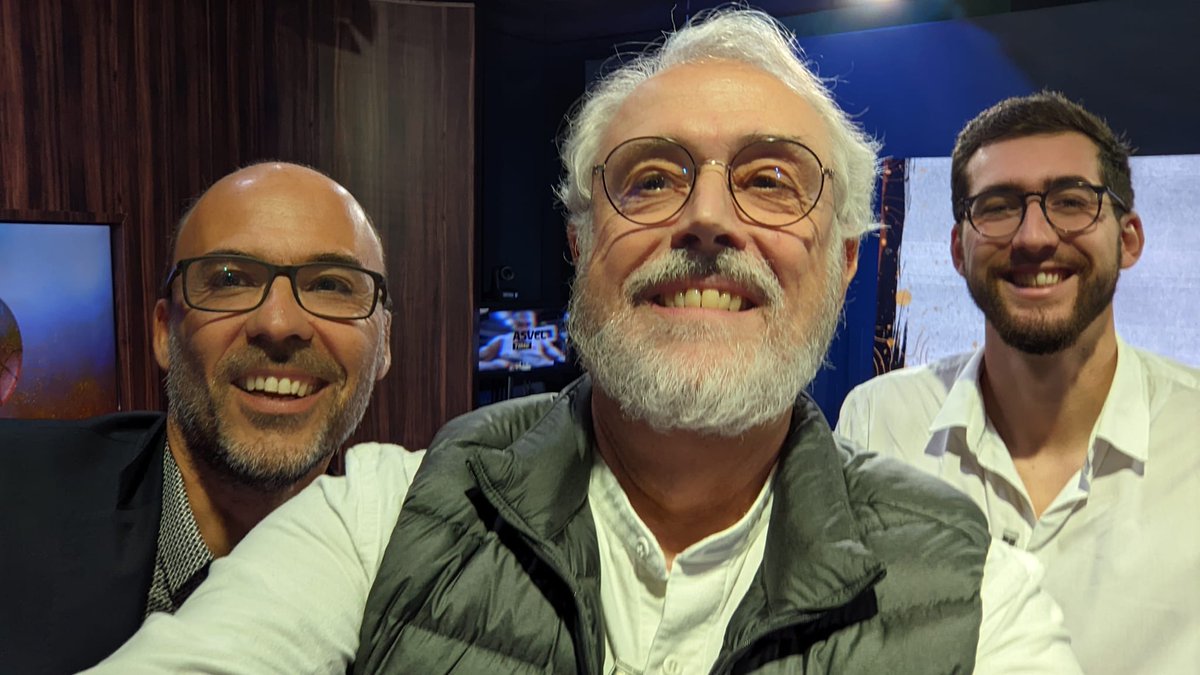 LDLCASVEL's tweet photo. 📺 RDV à 17h50 sur @OLPLAY_Officiel pour un nouveau numéro d'#ASVELTime !
👉 Au programme, focus sur les matchs du week-end de nos Villeurbannais et rencontre avec Jean Ducreux, fan du club et écrivain, qui nous présente son dernier ouvrage, "Astro Ghost" ! 📖
#LDLCASVEL https://t.co/zC5IMnTAm6