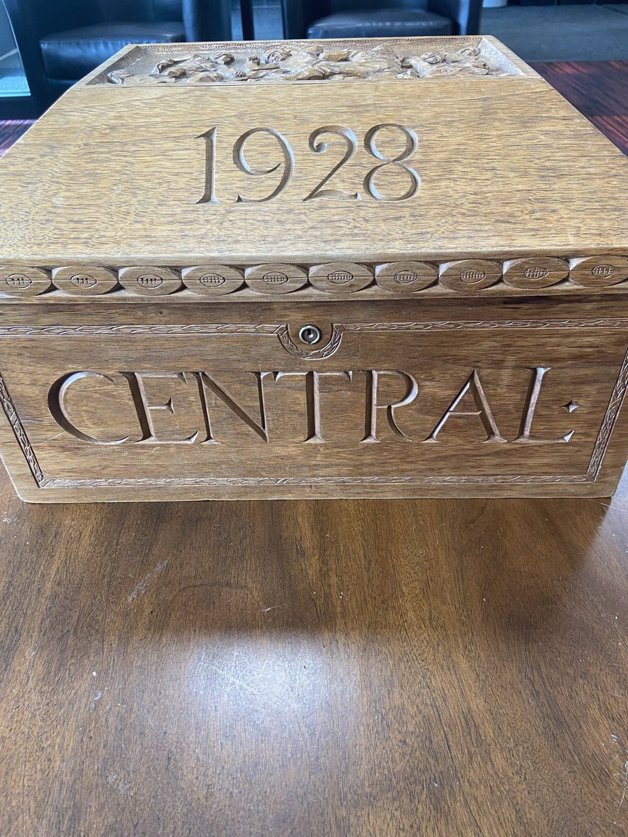 La Crosse Central Football tweet media