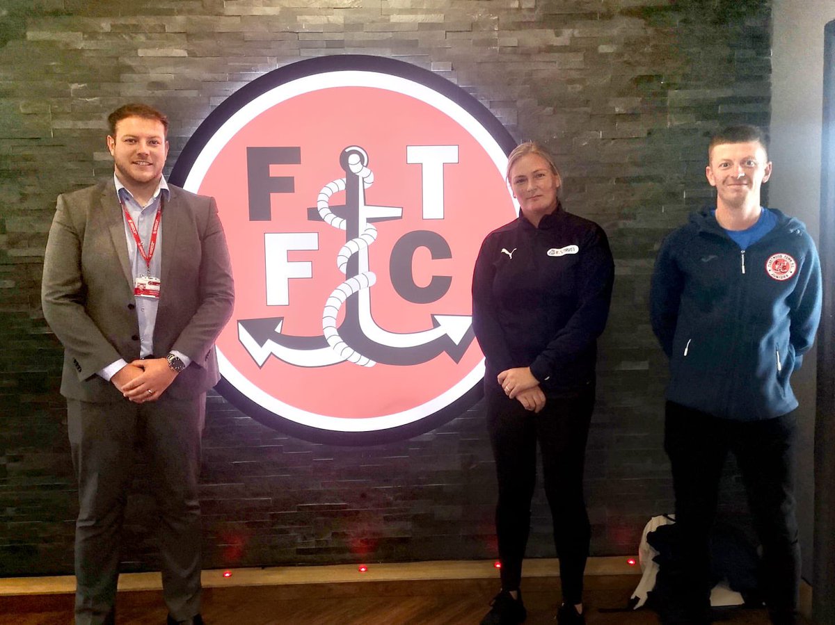 NicolMeredith's tweet photo. The @EFLTrust Talent Inclusion Programme, welcome’s @FTFCCommunity, who are 1 of 22 new CCOs to join this exciting initiative, that hopes to unearth and support female talent within community! 🙌

Who knows… the next Lioness may comes from Fleetwood 🦁⚽️ 
#Inclusion #community https://t.co/ZdbRGO1CJS