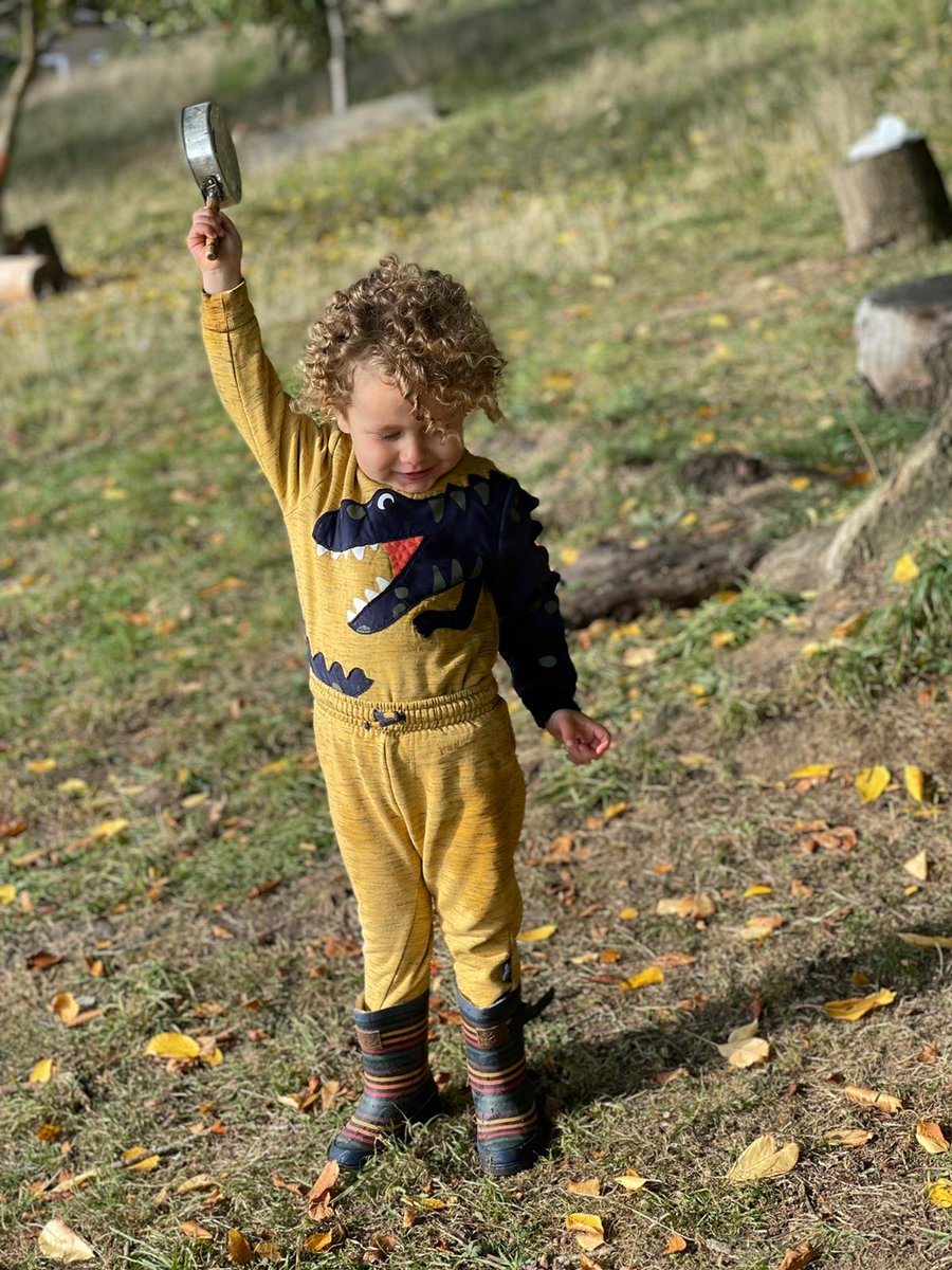 WycliffePrep's tweet photo. Our wonderful #Nursery class have been exploring the #forestschool this afternoon! The season of autumn has well and truly arrived and our youngest pupils have been making the most of the wonderful natural resources on display! 🍂 https://t.co/IbC2qSXRxU