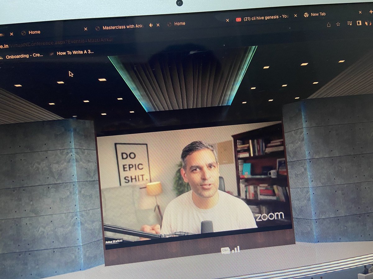 Suyogbms's tweet photo. What an exciting Masterclass with ⁦@warikoo⁩ thank you so much ⁦@FollowCII⁩  thank you for guidance! This picture is saying me , what are you waiting for Suyog ? Go explore #ideas https://t.co/Kvr5HHKYXt