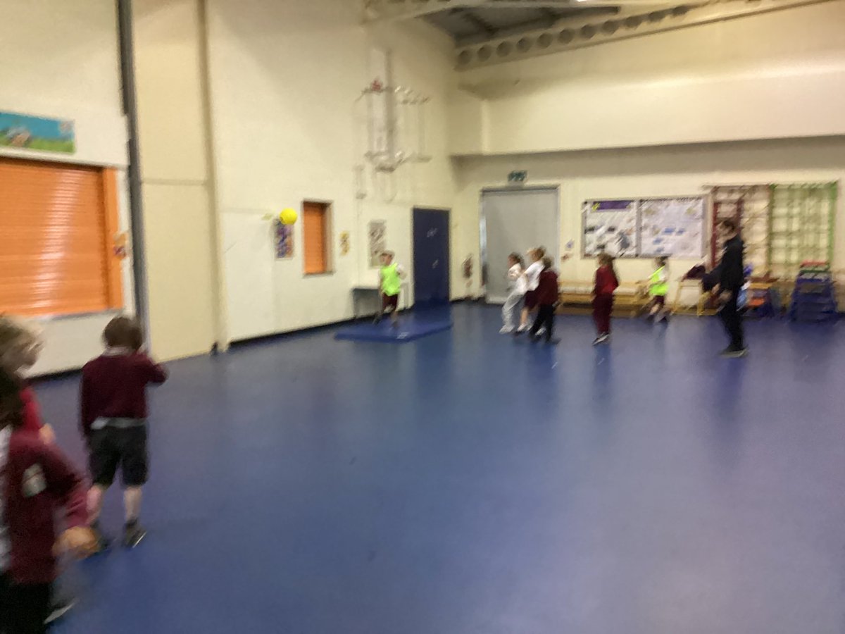 MissFlynnMLP's tweet photo. More fun in PE playing matball @MabLanePri @MabLanePE #pe #matball https://t.co/DC16kQFDhA
