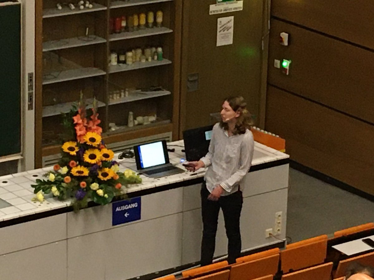 Esteslab tweet media