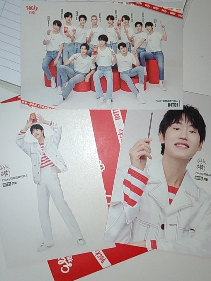 /csf WTS postcard only pocky x Into1 AK, satu set... price dm <a href="/iKittenfluff/">𝕯𝖎🐱</a>