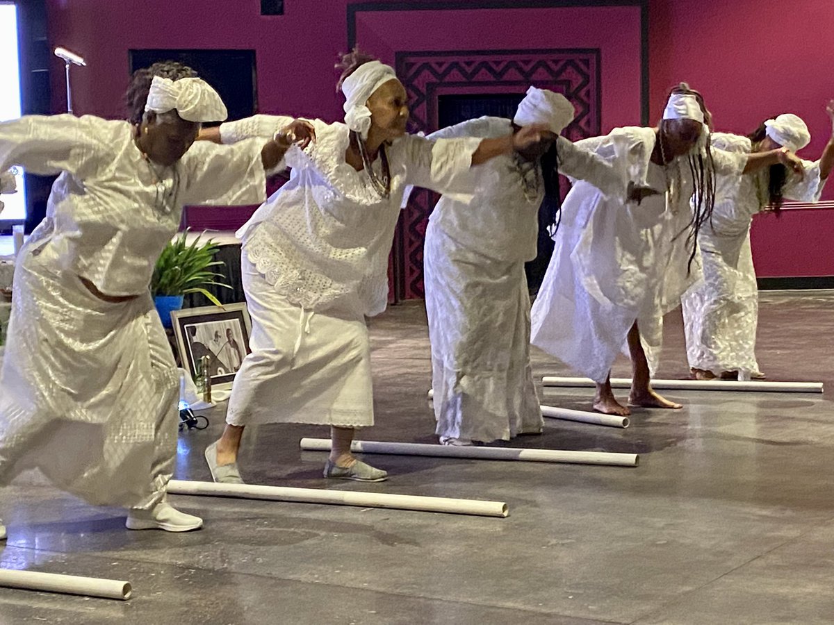 R_TomanengEdD's tweet photo. #Inspiring #Powerful opening to @ImaginingAmer 2022 “Rituals of Repair and Renewal” 🙏🏼 Kumbuka Drum & Dance Collective for your blessings this morning. #freedomdreaming #humanizingeducation
@SJCityCollege @ucdavis @aacu @TWAICB @USFCA_SOE @sjsulurie @THECOALITIONCC @A2MEND2006 https://t.co/72NRJQGgil