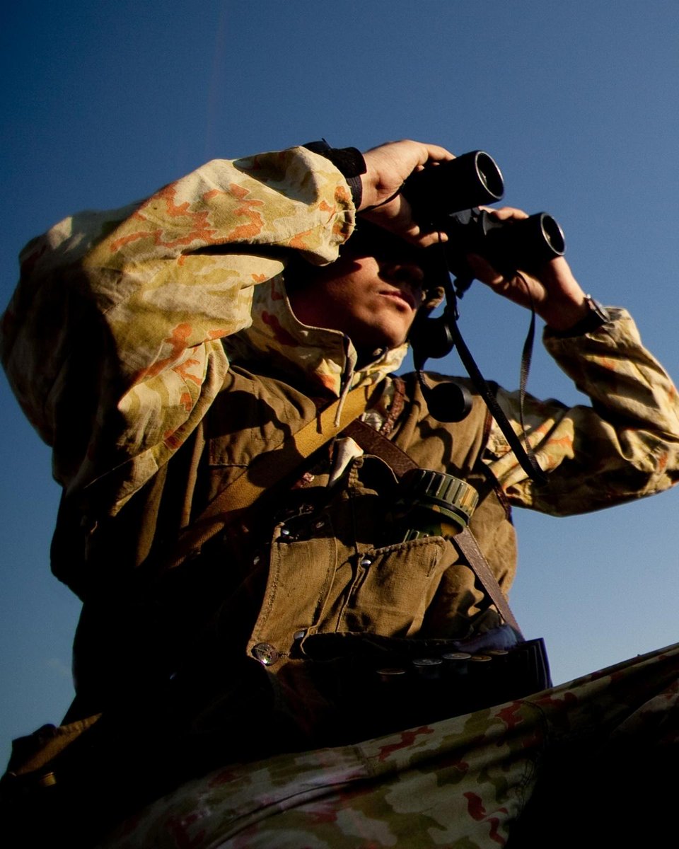 marathonwatch's tweet photo. Built with purpose, Marathon Binoculars offer top level optical performance in the field.

From now until October 20th, enjoy 25% off select Authentic Military Binoculars. Tap to shop the sale. https://t.co/lwT6FdUx0d

#MarathonWatch #BestInTheLongRun #SurvivalGear #MilitaryGear https://t.co/8dtb5fhCB5
