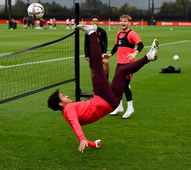LFCphoto's tweet photo. #LFC #LFCtraining #TrainingToday #Carvalho https://t.co/eDsZI5e6yX