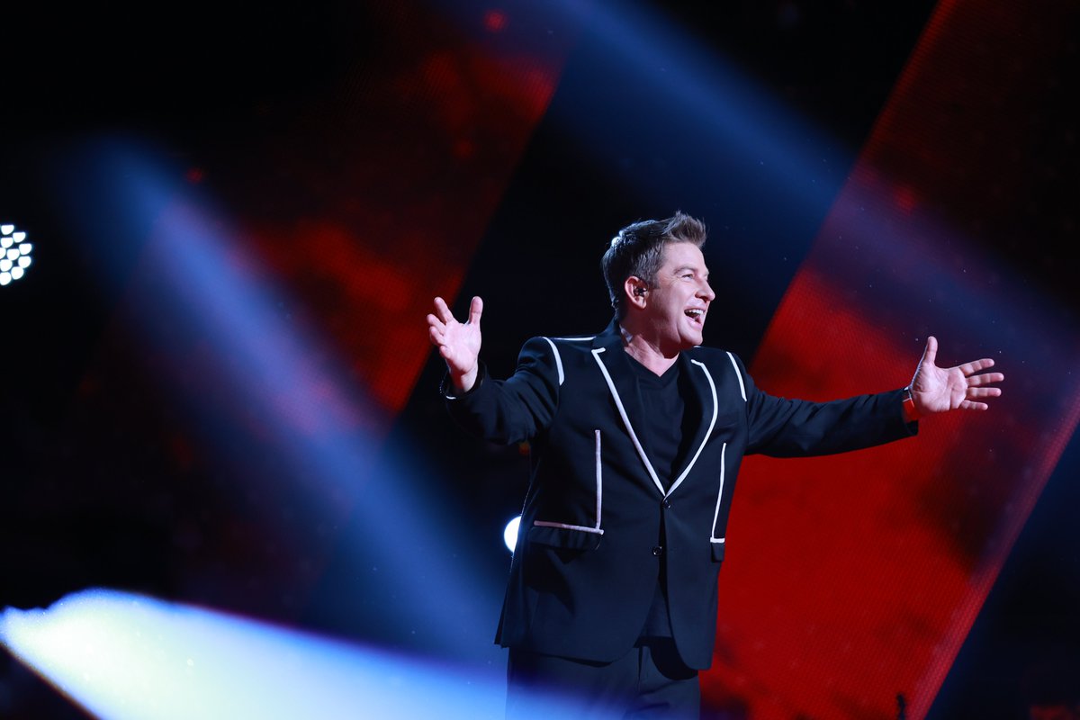 Să fie spectacol! Să fie voce! 🎆
Comentează show-ul folosind #vocearomaniei, iar mesajul tău poate să apară la TV. 🔥