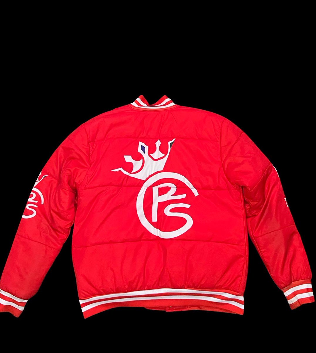RoyalSircle's tweet photo. Stay Cozy All The Time Kings And Queens! Our Royalty Puffer Jacket Now Available Online 👑 https://t.co/VYmkGbxPJX