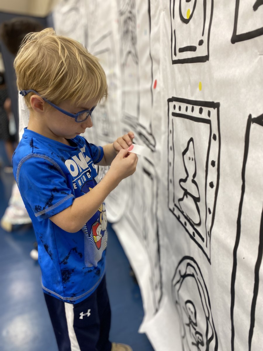 Dean_Road_Elem's tweet photo. Dot Day is so much fun! We participated in grade level rotations and had a blast! 

"Make your mark and see where it takes you." - @peterhreynolds https://t.co/huYCiMo04C