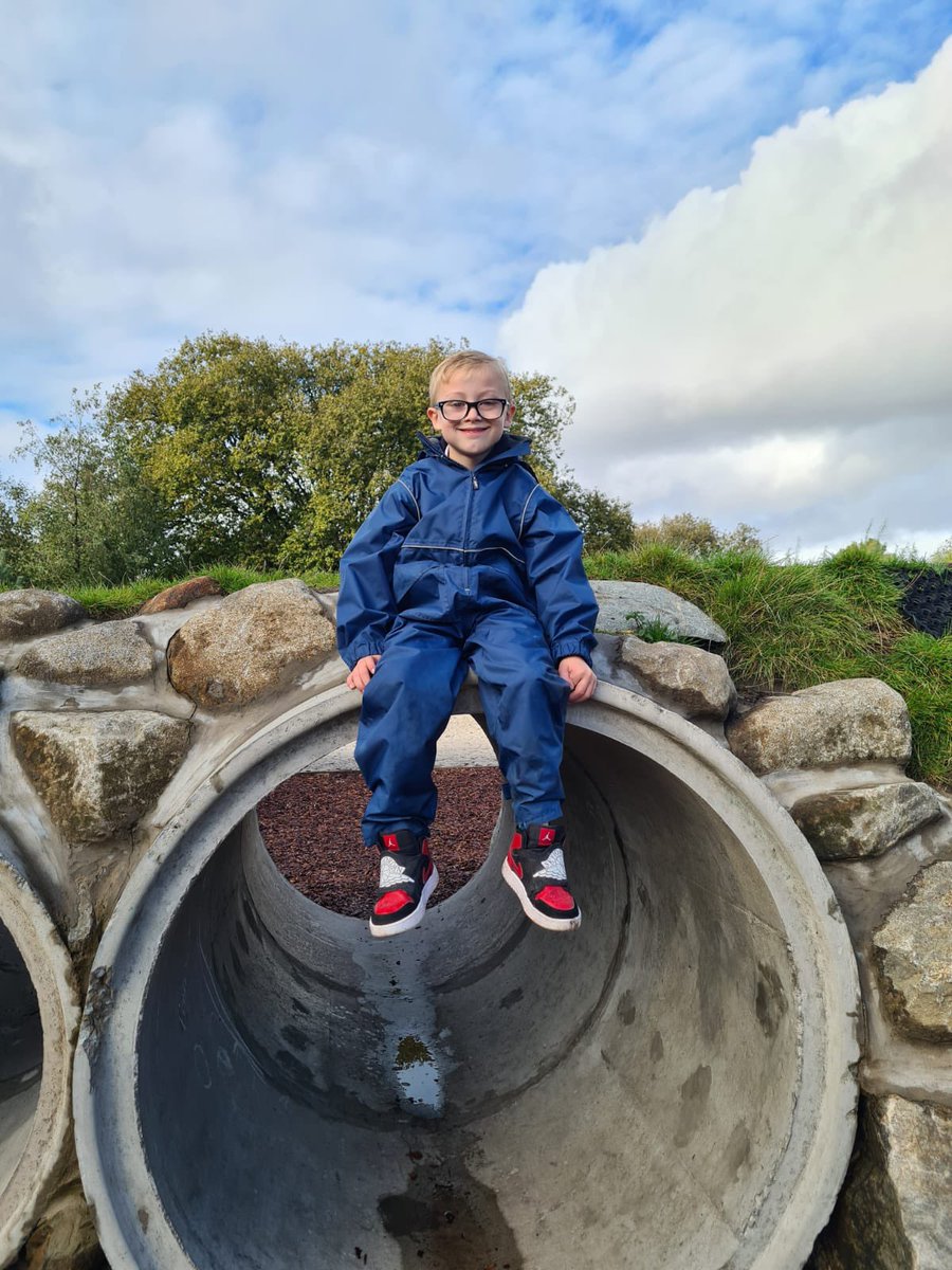 BurghPrimary's tweet photo. Earlier this week a group of our P1-P7 pupils enjoyed a trip to Cuningar Loop @EducationSLC @slcHealthy #CuningarLoop #Outdoors #Nature #TeamBurgh https://t.co/sevT9USUul