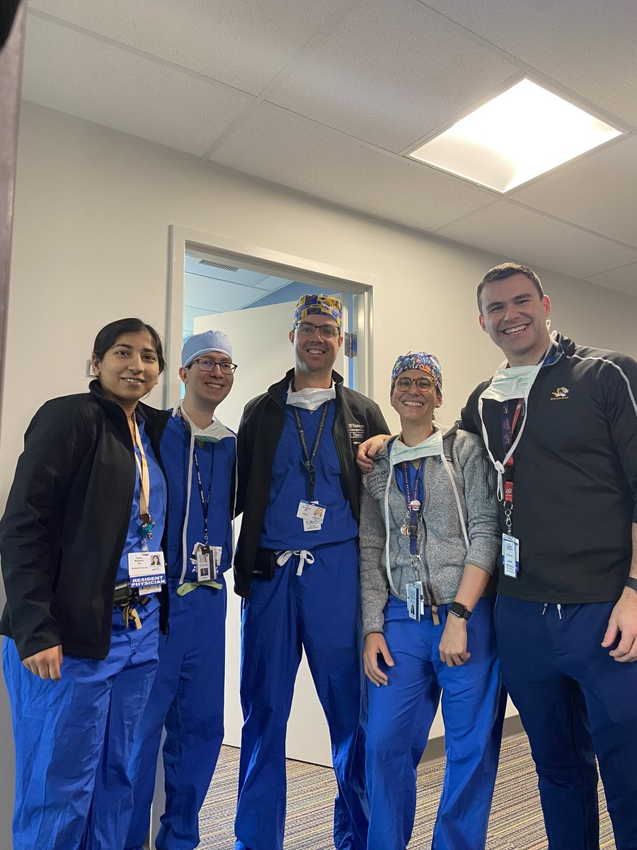 Had a great group of residents rotate through ped surg @STLChildrens. Thanks helping us take care of the kids! @mpmartinezs @andrewpete_ @StevenTohmasi @f_mustansir @WashUSurgery @WashUSurgRes