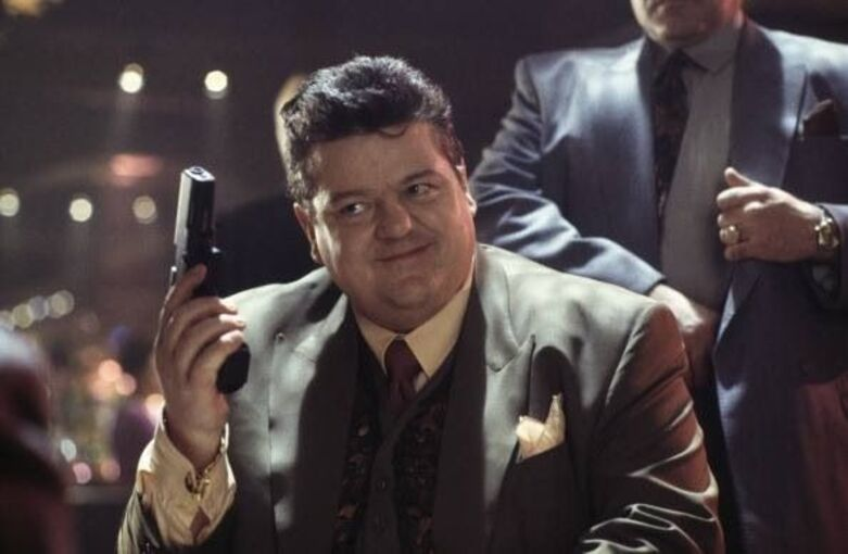 Rodrigo_P17849's tweet photo. A TARDE DE SEXTA COMEÇOU COM A TRISTE NOTICIA FALECEU HJ ROBBIE COLTRANE GRANDE ATOR ESCOCES Q TRABALHOU EM 007 CONTRA GOLDENEYE,O MUNDO NAO É O BASTANTE E NA SAGA HARRY POTTER GRANDE ATOR Q VAI DEIXAR SAUDADES ADORAVA SEUS FILMES !!

#HARRYPOTTER
#JamesBond 
#VALENTINZUKOVISK https://t.co/hd04pIgHOH