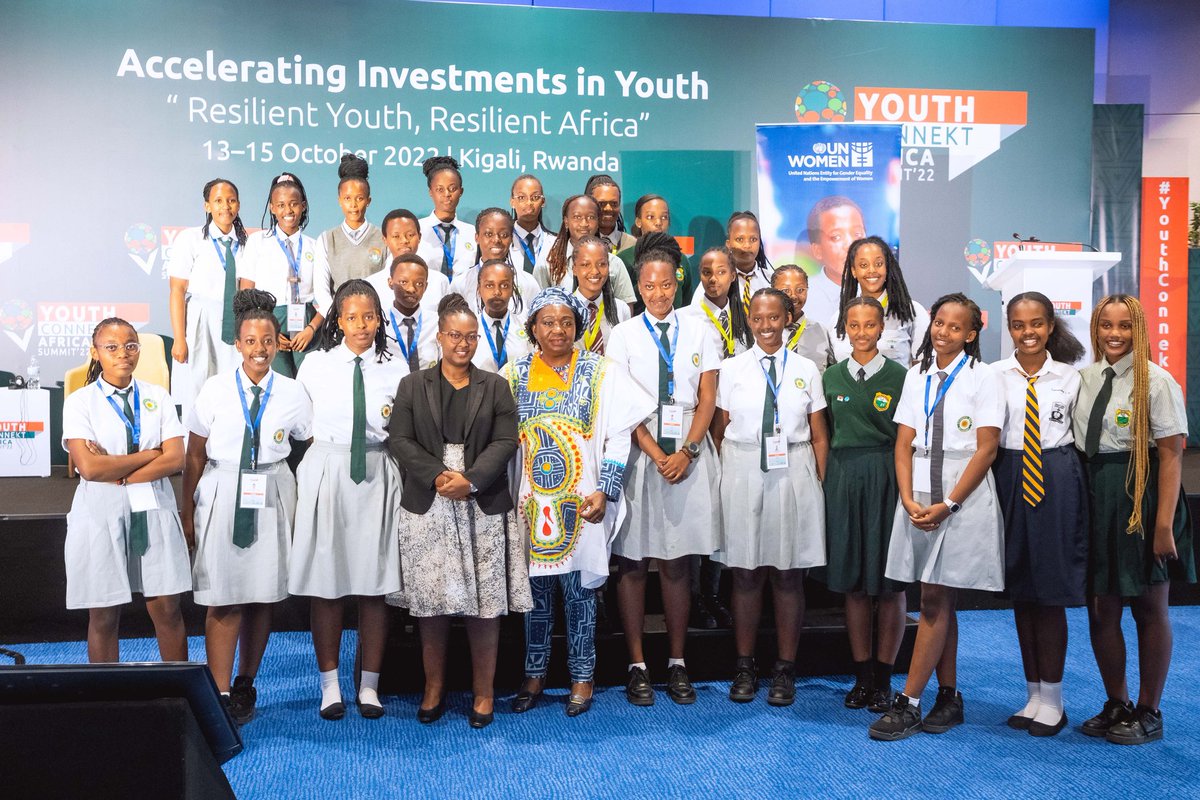 unwomenrwanda's tweet photo. The 1st session on bridging the gender digital divide went great. We had fruitful conversations with women leaders in STEM which gave hope &amp; light to the youth especially young women &amp; girls. Thanks to our panelists, partners &amp; participants. #YouthConnekt2022 #ConnektedGirlsHub https://t.co/v62T3HEPBe