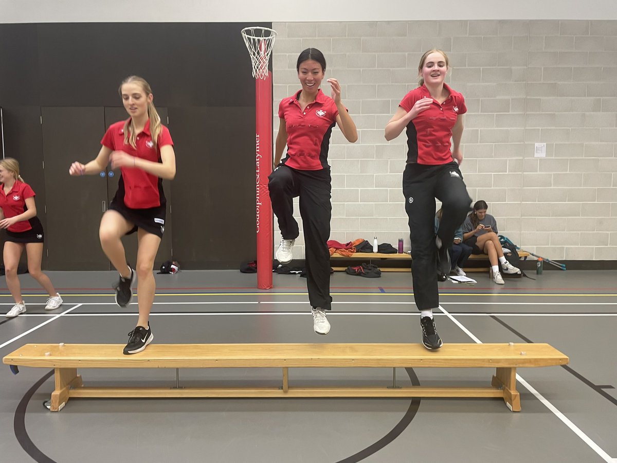 GandLSport's tweet photo. Great work from our Senior Netball teams working on their ups both in attack and defence #plyometrictraining #reachforyourgoals https://t.co/abwxZiqixL