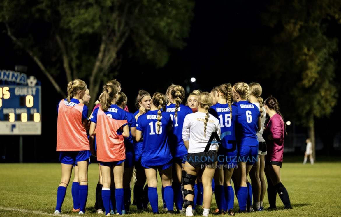 OHSGirlsSoccer_'s tweet photo. HUGE GAME TONIGHT @ 7:00 against lakeville north ‼️‼️pop out in lakeville 🤝🏼 theme: BLACKOUT⚫️⚫️ #octobersoccer #rideordie #letsgo https://t.co/b7NrVho2BM