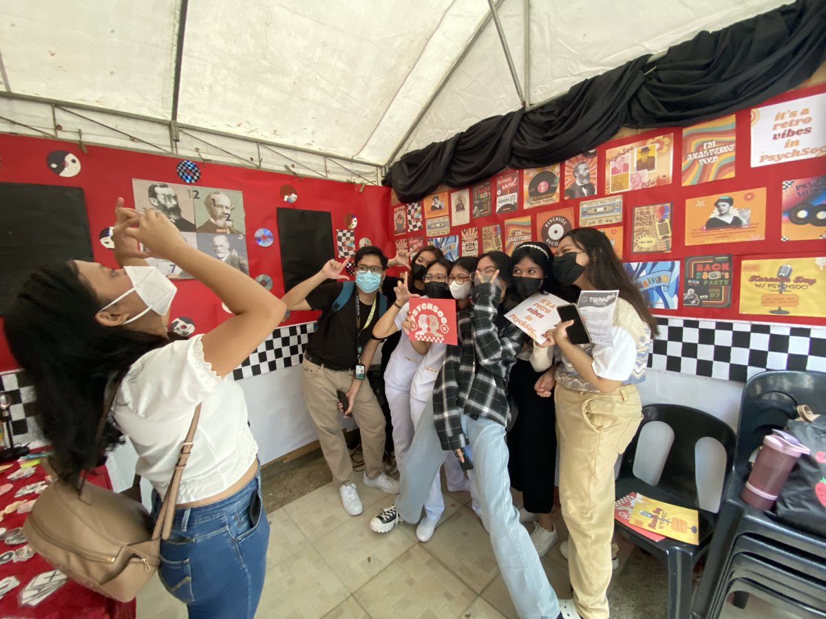 PsychSoc_OLFUQC's tweet photo. Check out the photographs and find yourselves. 👯 Thank you, Fatimanians! 😍 (2/2)

#OLFUQC
#PsychSoc
#Day1Wave2
#OrgFair2022 https://t.co/hB1sIGnUmL