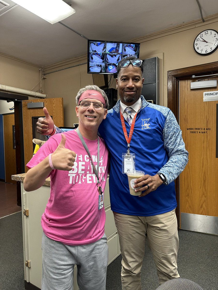 I was visited by the legend Mr. V from @HTSD_Grice. he brought me an amazing surprise from the #GladiatorCafe. Thank you @mrs_mnaro @GriceMS_MrsE I miss you all @WeAreHTSD @GricePrincipal_