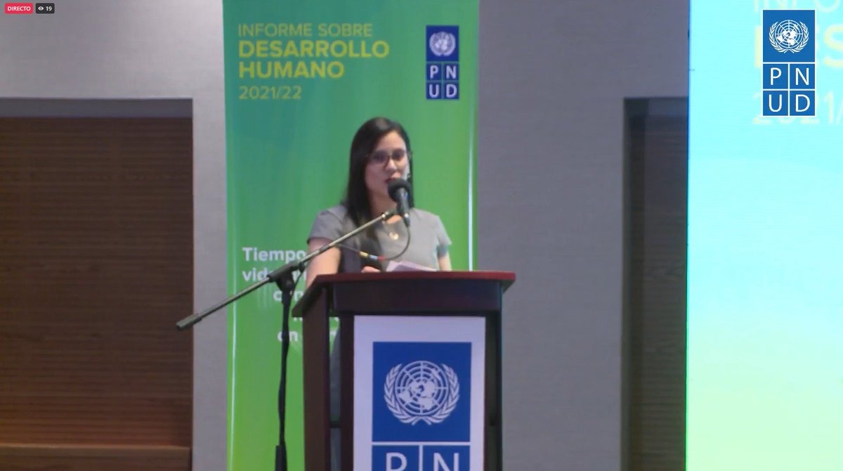 PNUDEcuador's tweet photo. 🔴#EnVivo| Presentamos el Informe sobre Desarrollo
Humano 2021/22 en #Ecuador: ´Tiempos inciertos, vidas inestables: Configurar nuestro futuro en un mundo en transformación’. 

En el marco del Día Internacional para la #ErradicaciónDeLaPobreza, que se conmemora cada 17 de octubre https://t.co/stdf2YLYiY