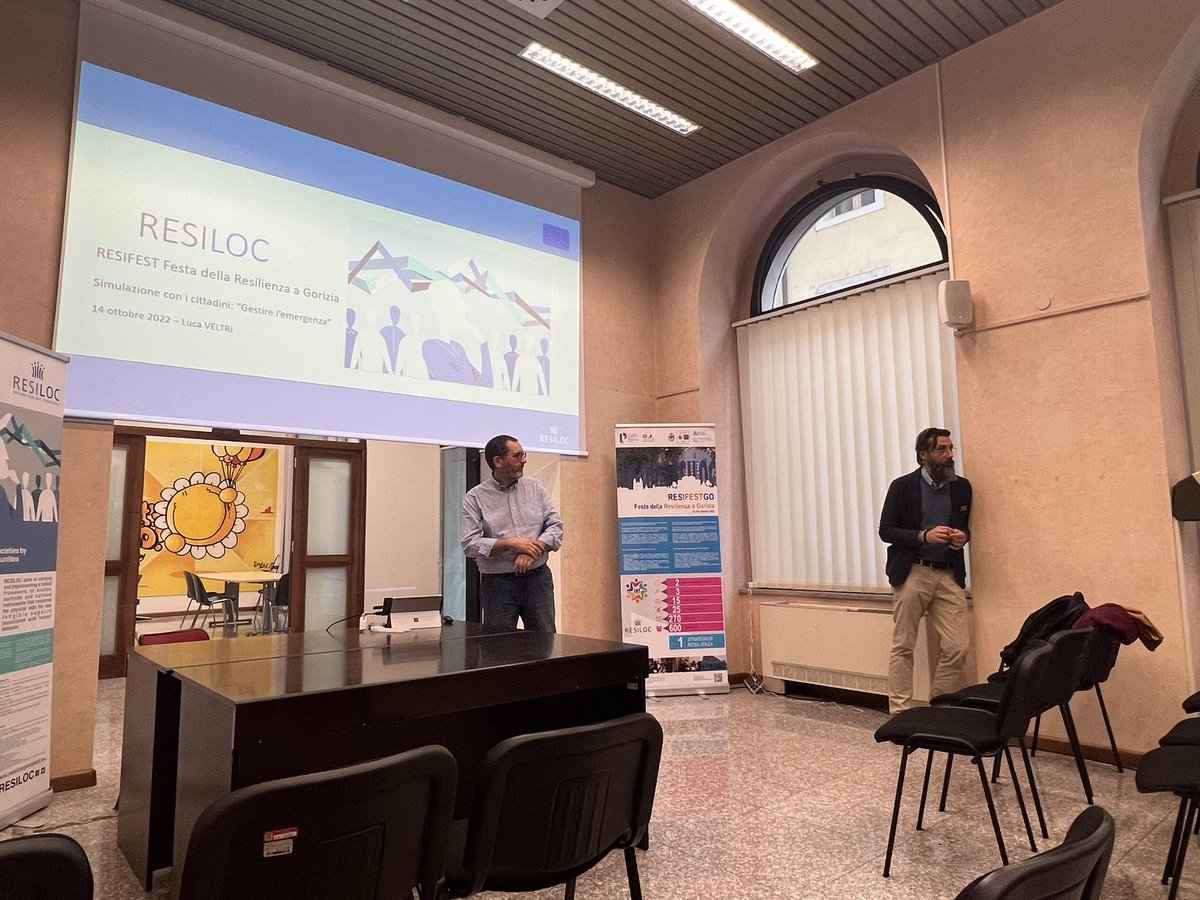 resiloc's tweet photo. Luca Veltri working with @ISIG_Gorizia runs a citizen involvement workshop as part of the ongoing #ResifestGo activities.
After a long day of Civil Disaster exercising with @ProtCivReg_FVG members of the community come together to consider the ‘what-ifs’ of a real emergency https://t.co/sEEHCa2a6L