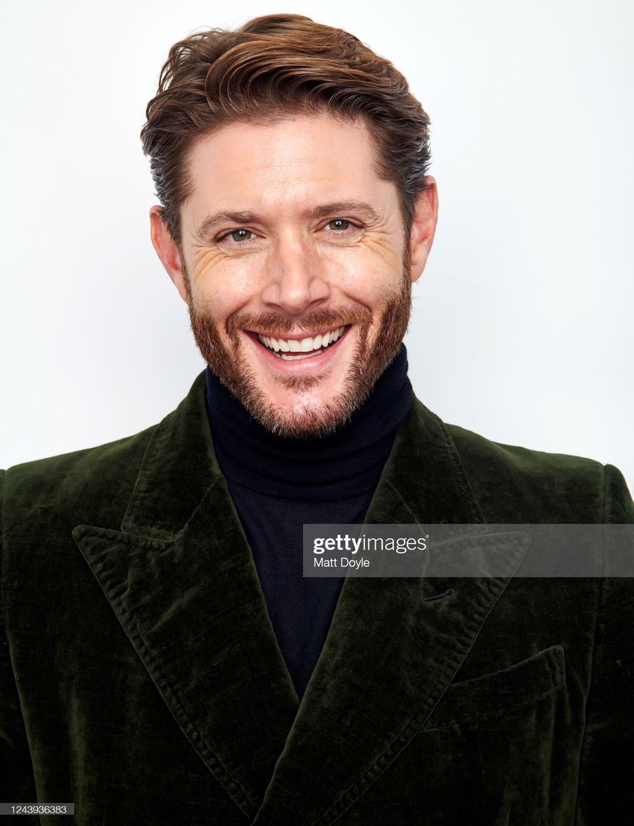 FangasmSPN's tweet photo. The Getty pics of @JensenAckles from NYCC are out so my timeline looks like this... (not complaining tho) https://t.co/DmfYBIZPog