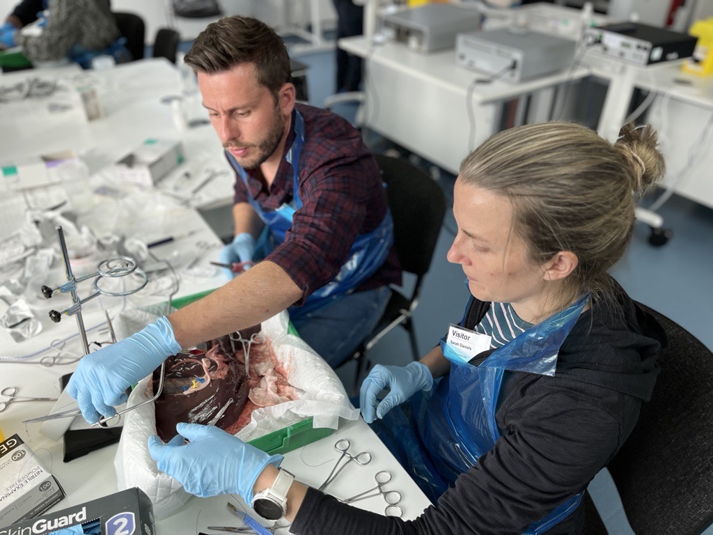 BOWAMEDICALUK's tweet photo. The second practical session gave the Delegates the opportunity to practice Hepaticojejunostomy on our wetlab models. The "Basics of Liver Surgery Course" will also cover the MDT Liver Cases Discussion and valued feedback before the end of the day. #GBIHPBA #AUGIS #ROUXGROUP #HPB https://t.co/er6yhlRt7A